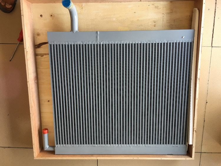 SH120A1液(ye)壓油散熱(re)器