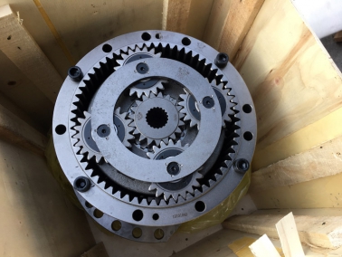 SK200-8日標(biao)迴轉(zhuan)牙(ya)箱(xiang)