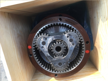 SY135-8迴(hui)轉牙(ya)箱(xiang)