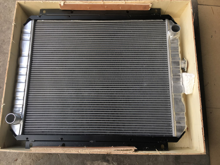 E200B全鋁加(jia)厚(hou)水(shui)箱