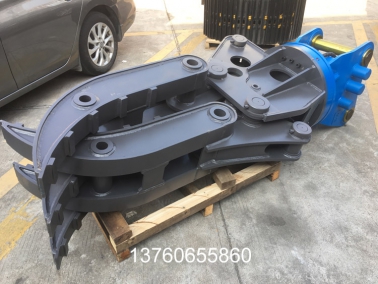 120挖(wa)機抓鋼機(ji)