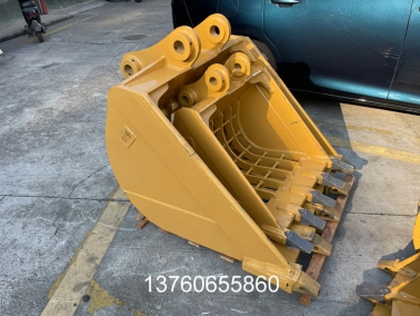 挖掘機格(ge)子(zi)挖鬭(dou)