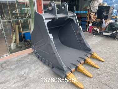 CAT325 1.3方巗(yan)石挖(wa)鬭(dou)