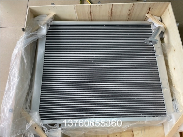 PC200-6液(ye)壓油散熱(re)器(qi)