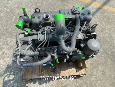 4JG1髮(fa)動機(ji)總成(cheng)